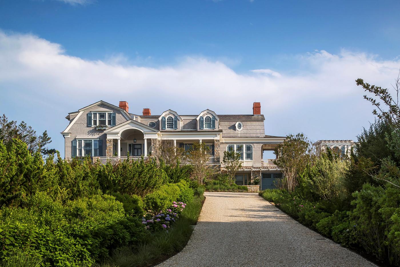 Residence in East Quogue, New York by Robert A.M. Stern Architects, LLP